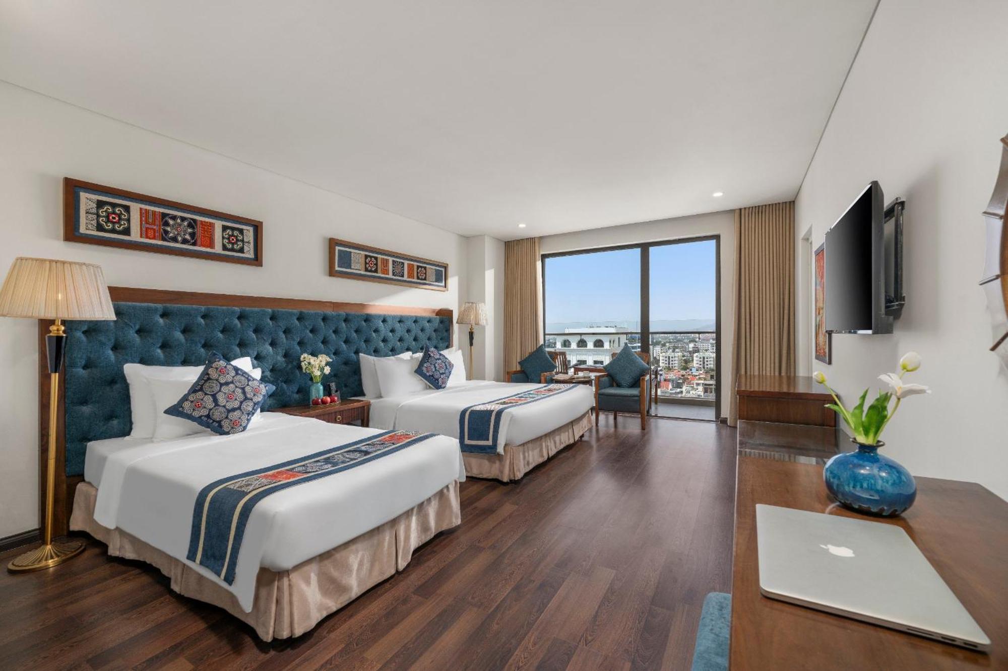 Balcona Hotel